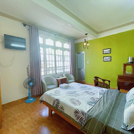 Hotel Khách sạn Anh Hào Da Lat Esterno foto