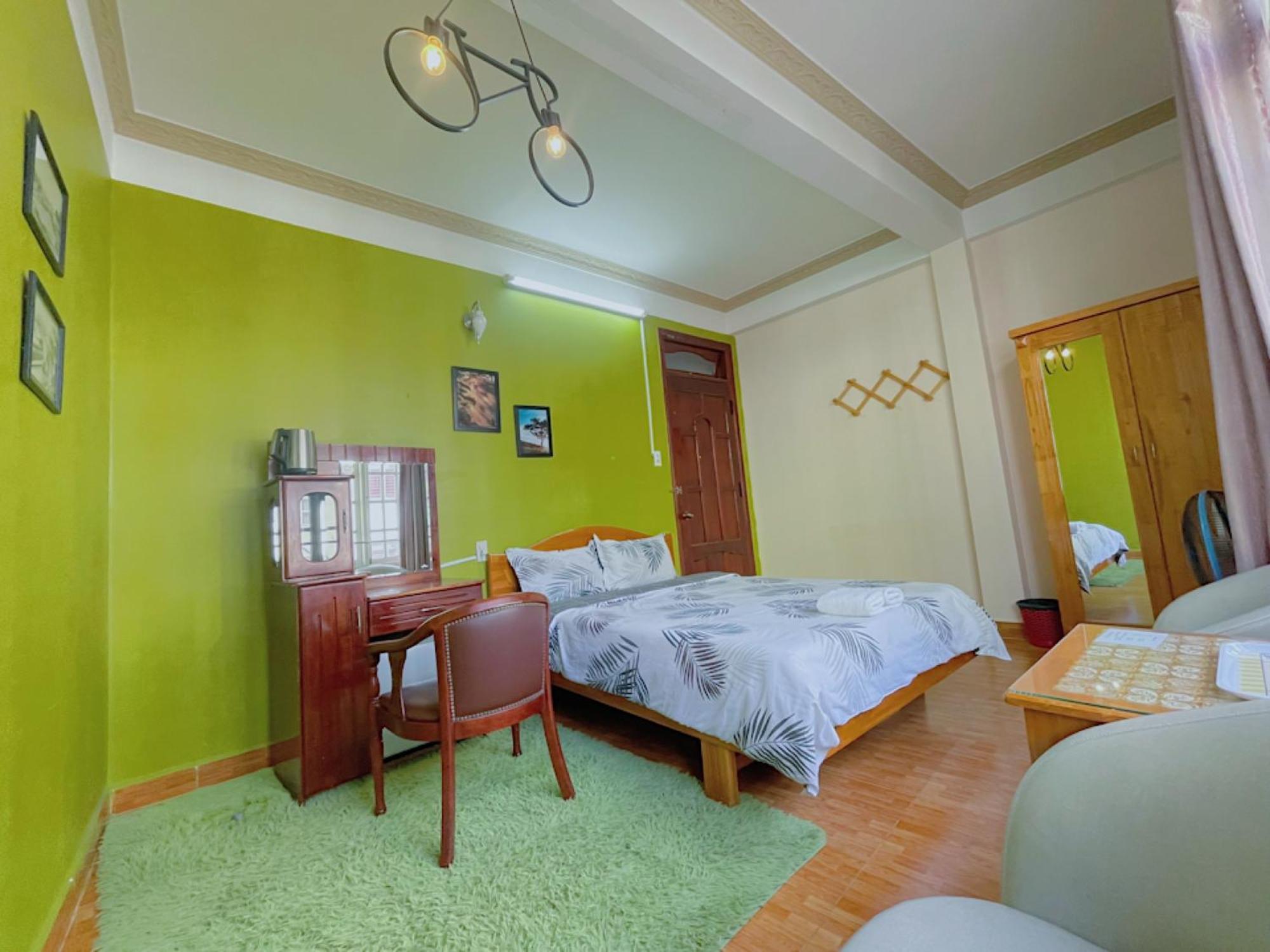 Hotel Khách sạn Anh Hào Da Lat Esterno foto