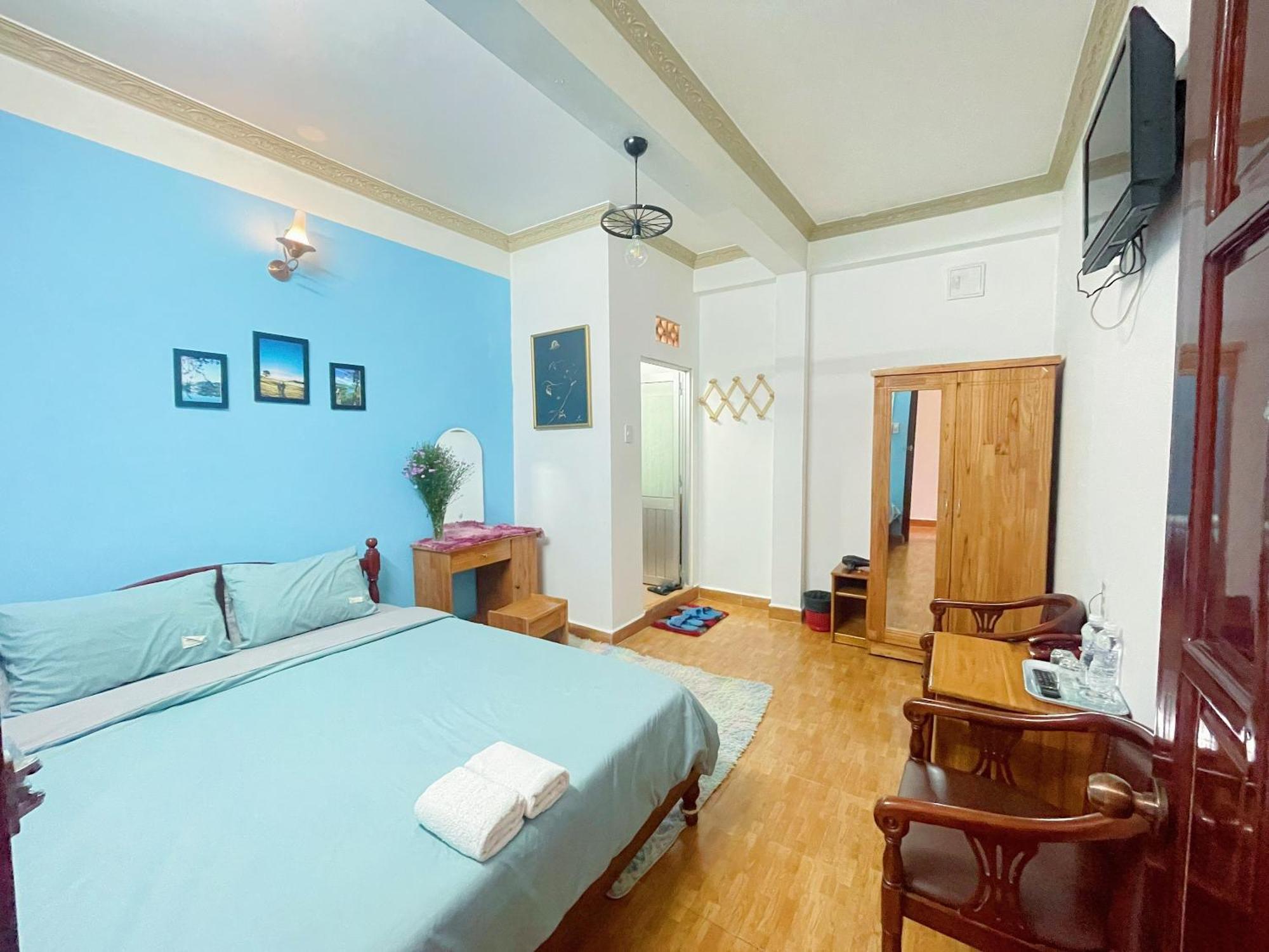 Hotel Khách sạn Anh Hào Da Lat Esterno foto