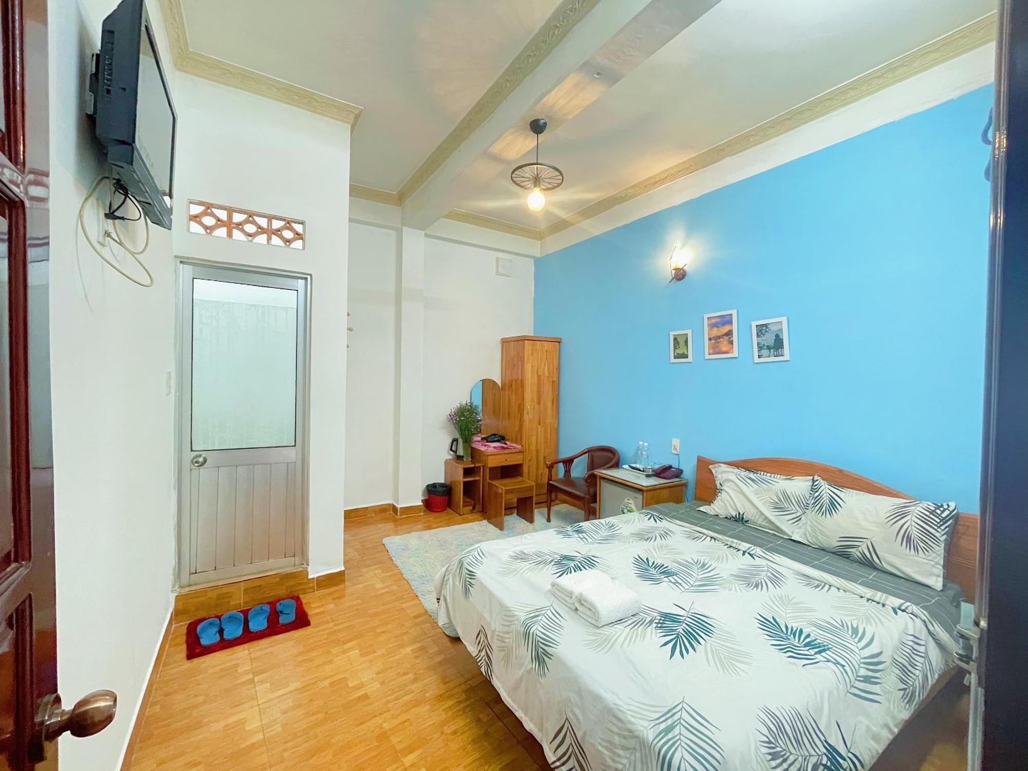 Hotel Khách sạn Anh Hào Da Lat Esterno foto