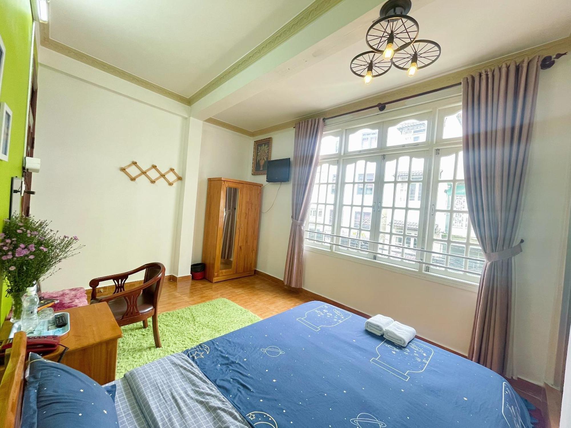 Hotel Khách sạn Anh Hào Da Lat Esterno foto