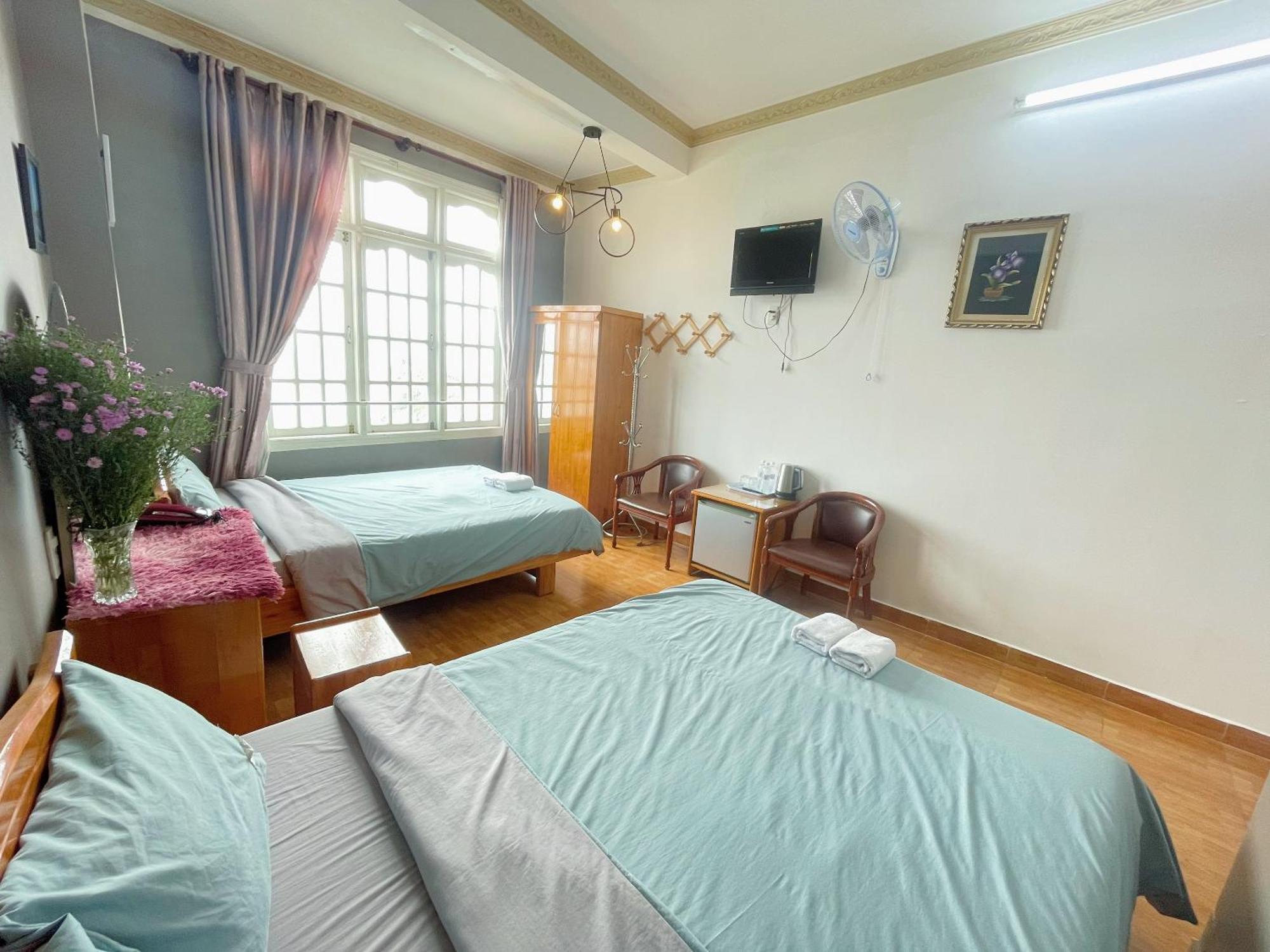 Hotel Khách sạn Anh Hào Da Lat Esterno foto