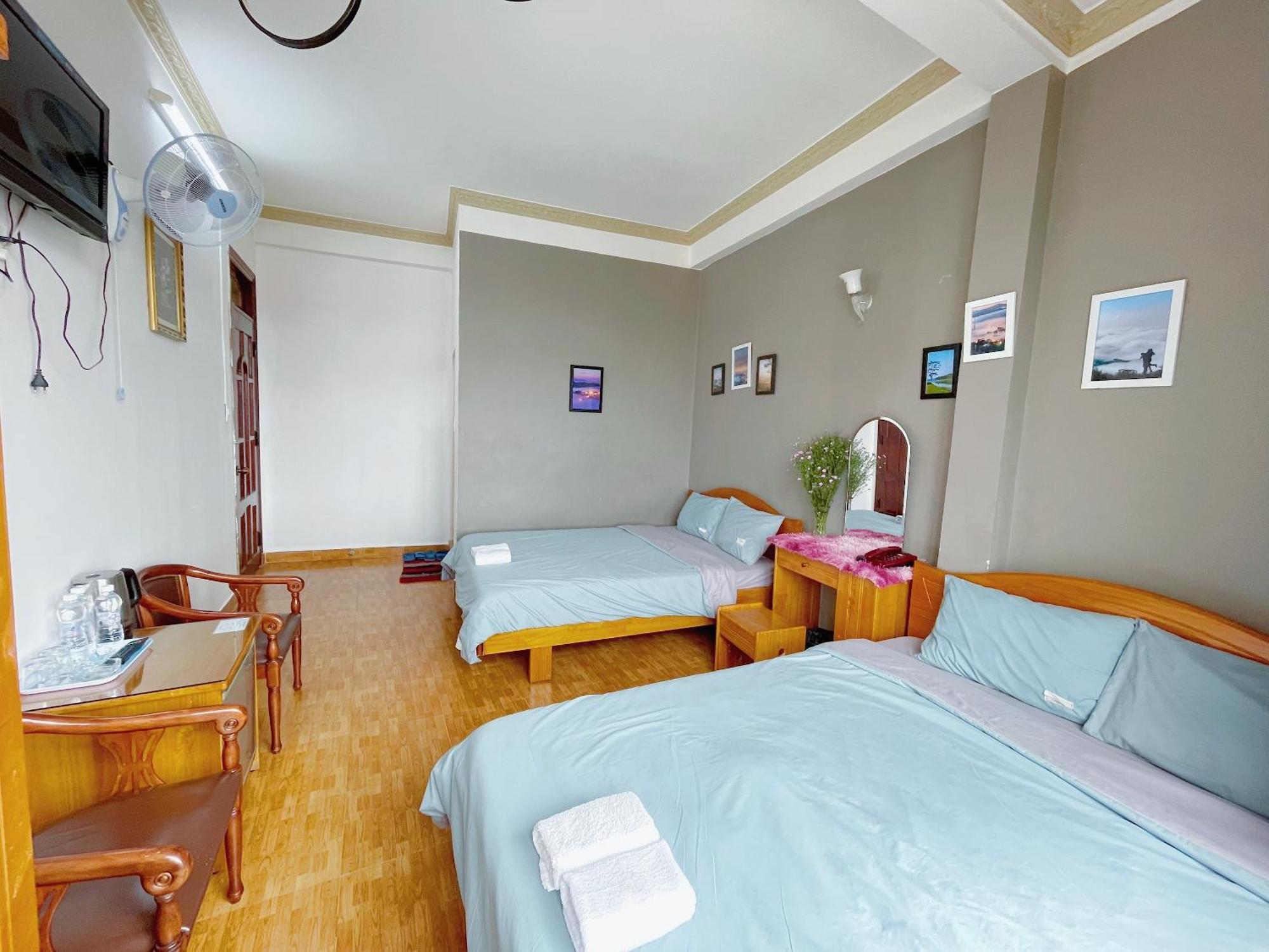 Hotel Khách sạn Anh Hào Da Lat Esterno foto