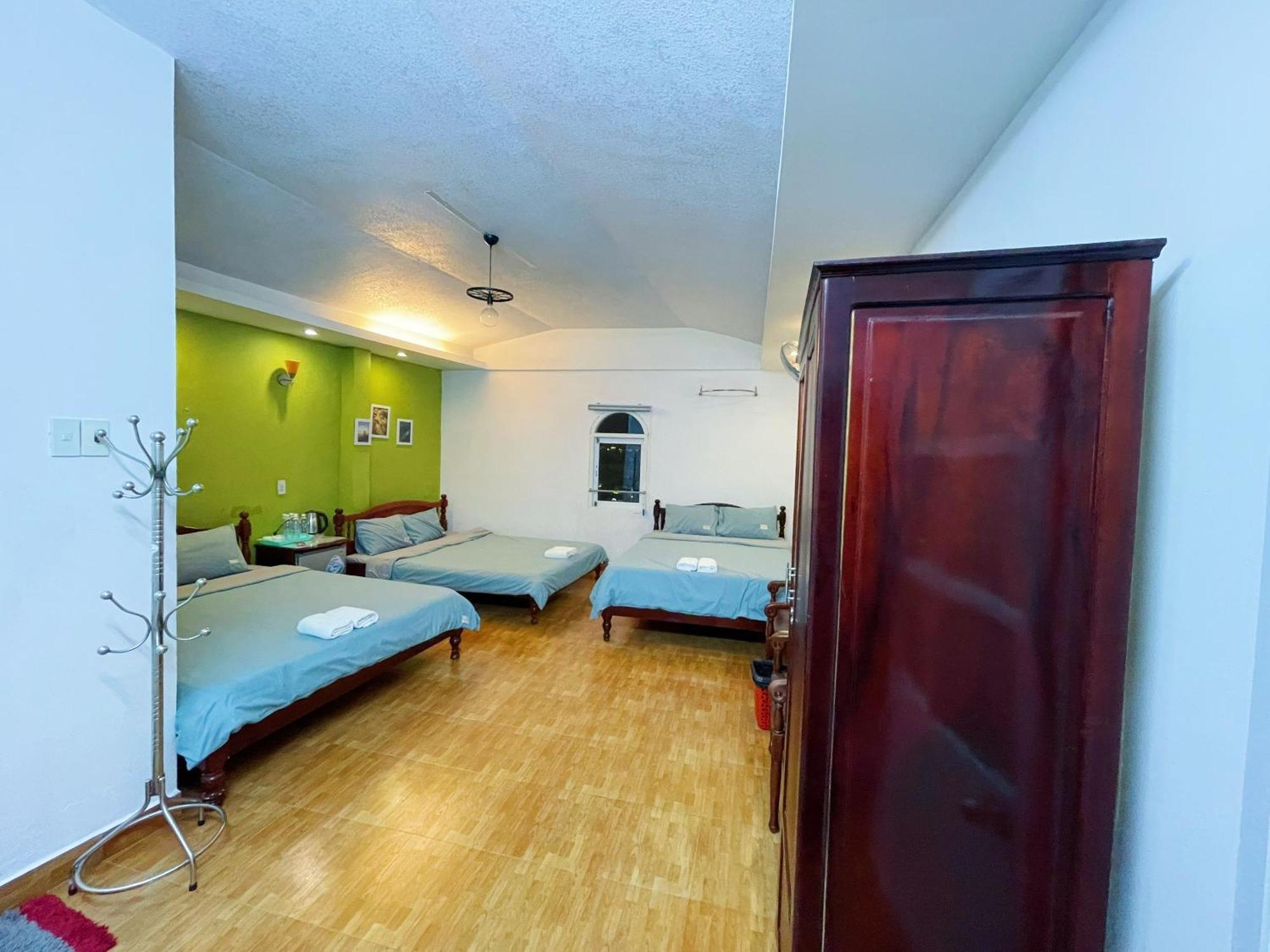 Hotel Khách sạn Anh Hào Da Lat Esterno foto
