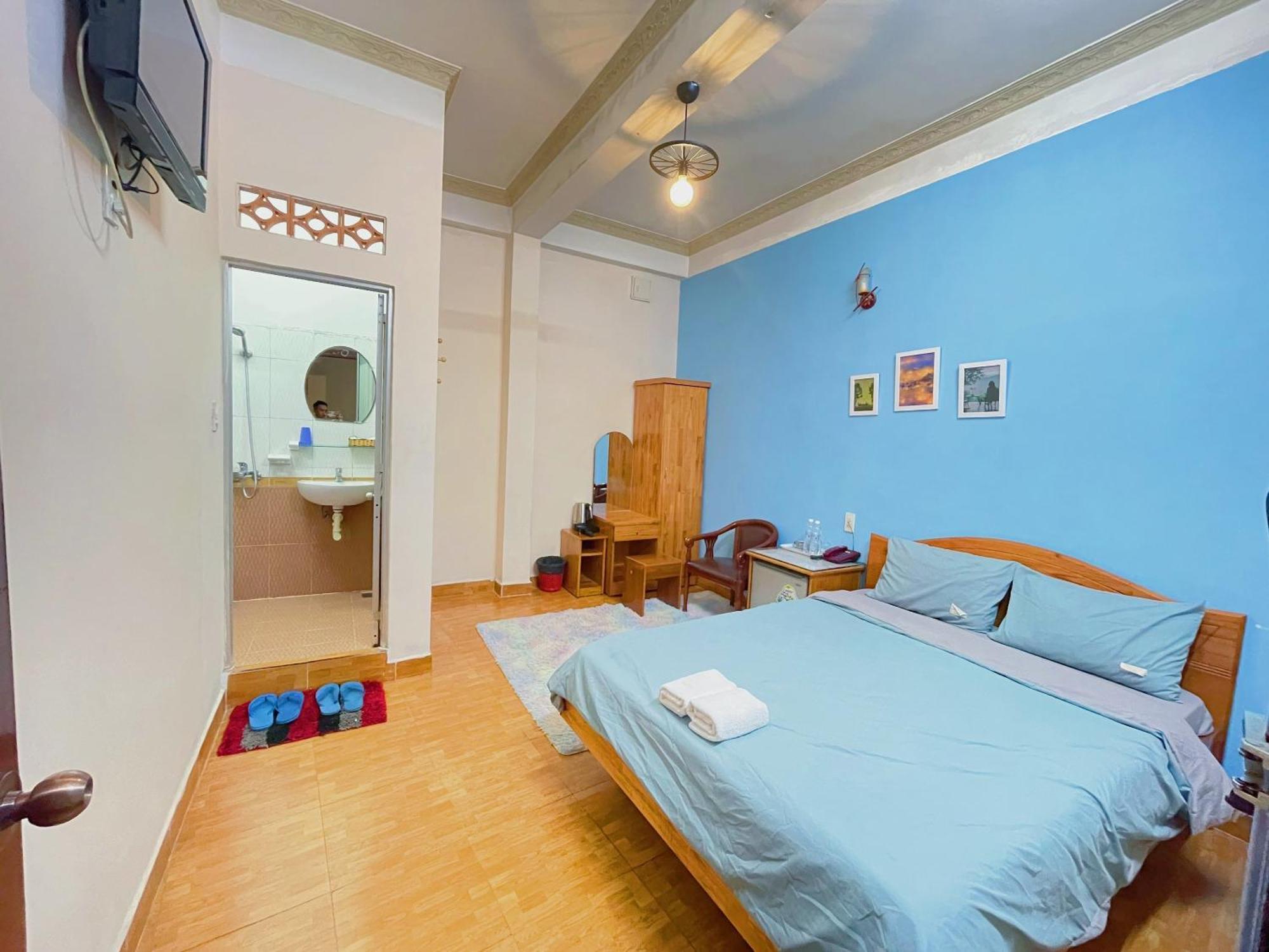 Hotel Khách sạn Anh Hào Da Lat Esterno foto